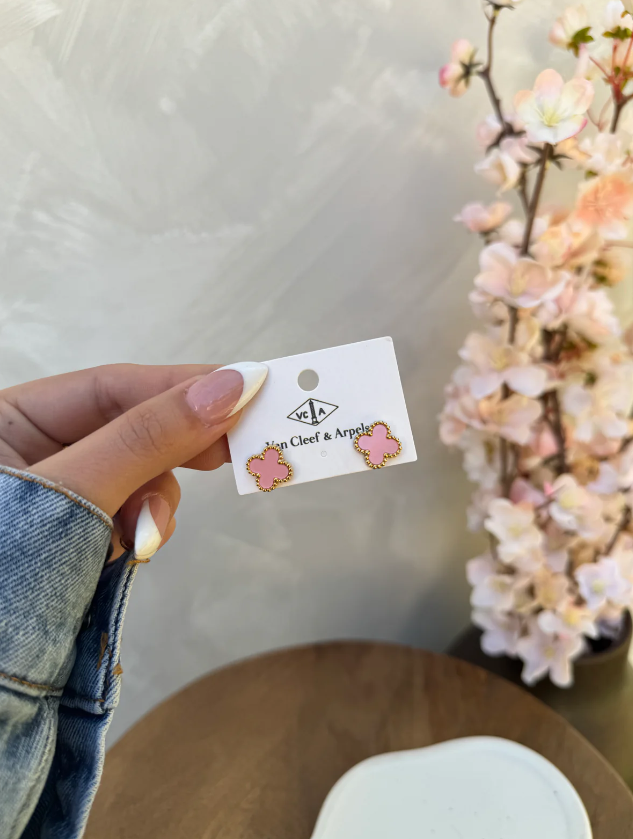 VCA earrings PRE-ORDER ETA 08/04